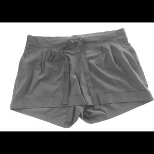 Lululemon spring break shorts